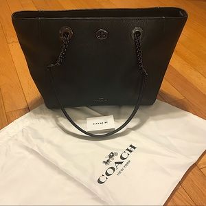 COACH Outlet Cammie Chain Tote